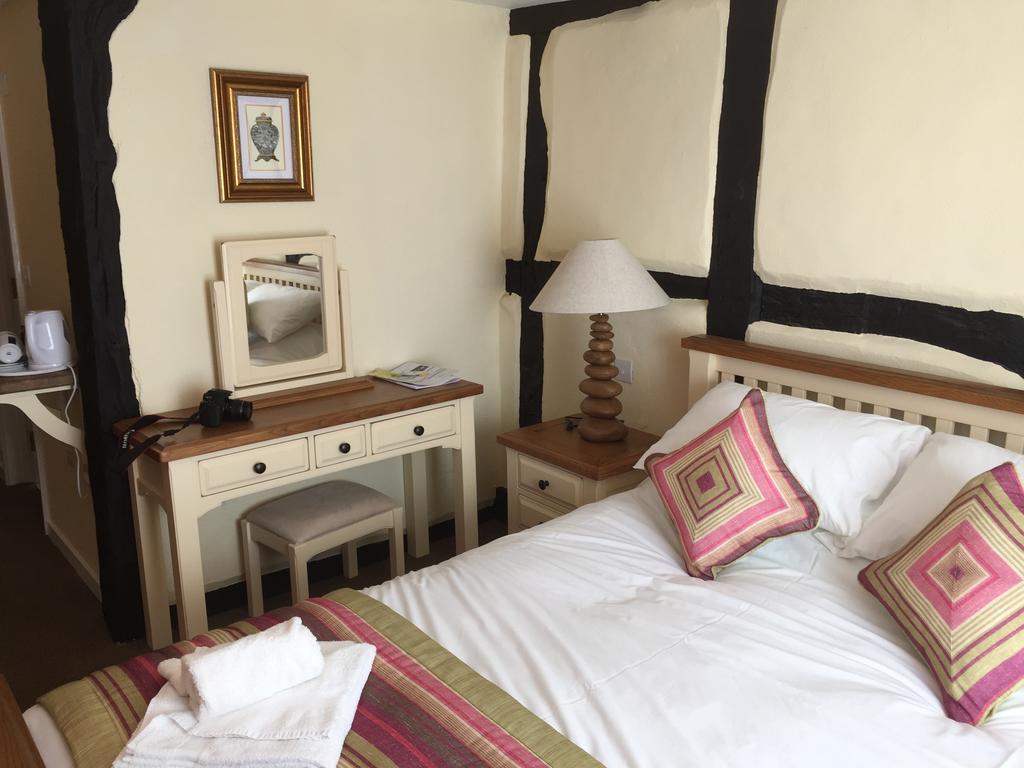 The Talbot Hotel Cleobury Mortimer Eksteriør billede