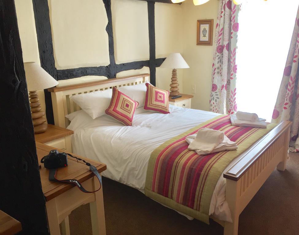 The Talbot Hotel Cleobury Mortimer Eksteriør billede