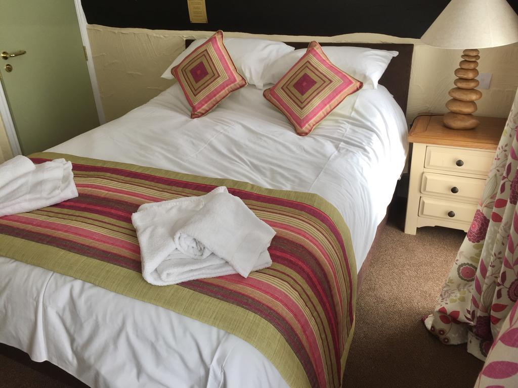 The Talbot Hotel Cleobury Mortimer Eksteriør billede