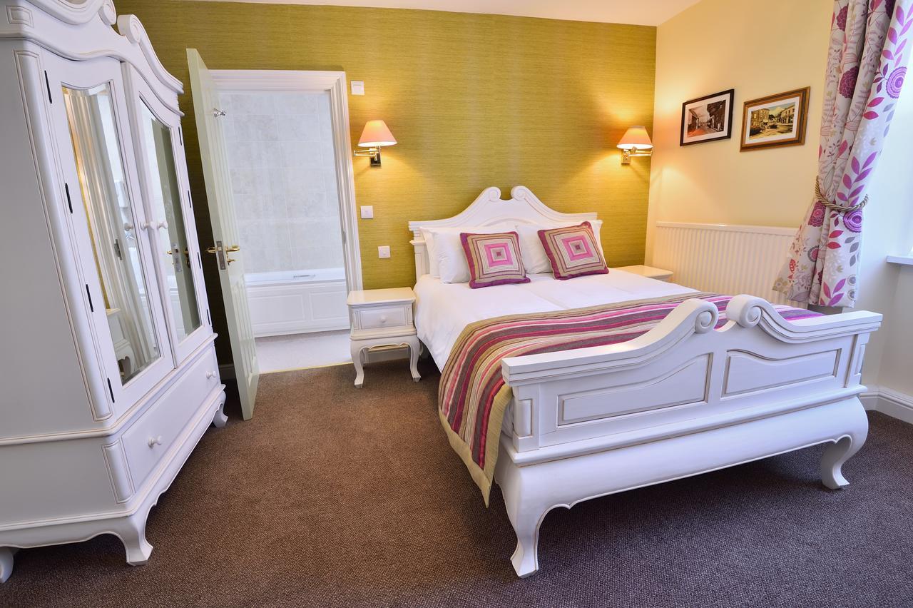 The Talbot Hotel Cleobury Mortimer Eksteriør billede
