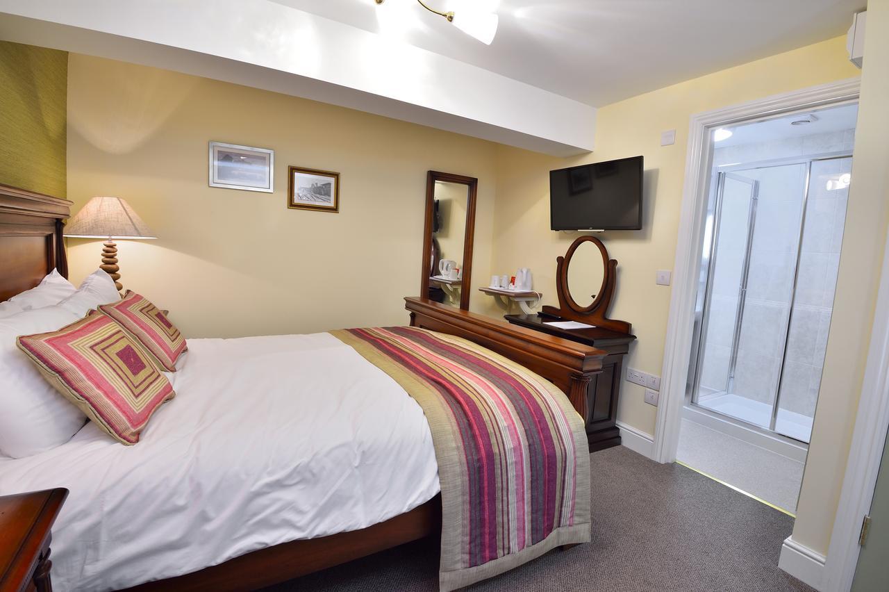 The Talbot Hotel Cleobury Mortimer Eksteriør billede