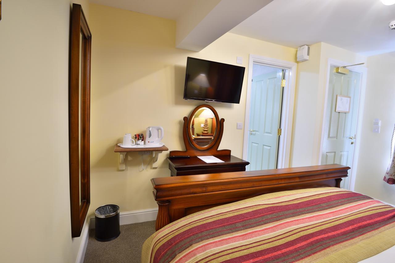 The Talbot Hotel Cleobury Mortimer Eksteriør billede