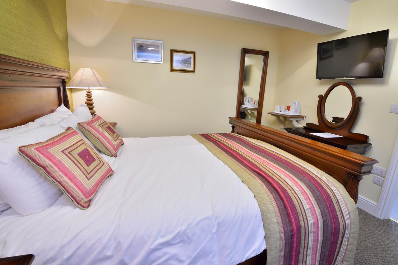 The Talbot Hotel Cleobury Mortimer Eksteriør billede