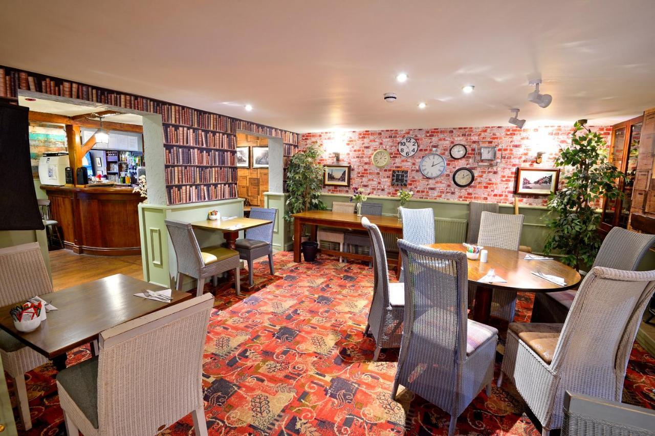 The Talbot Hotel Cleobury Mortimer Eksteriør billede